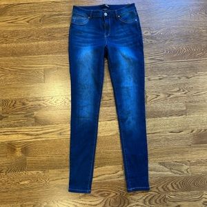 Dark super stretch skinny jeans